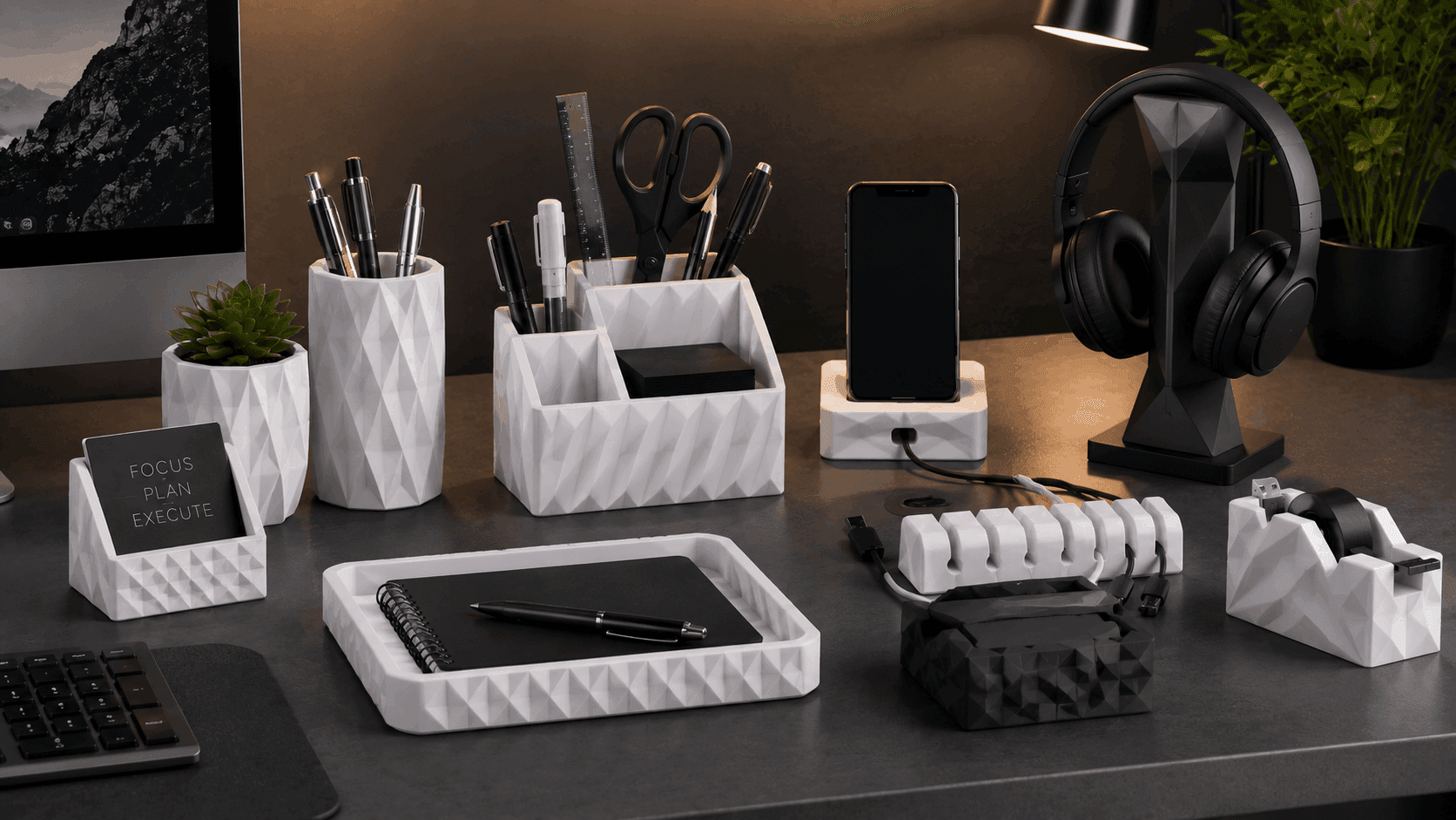 Desk & Workspace
